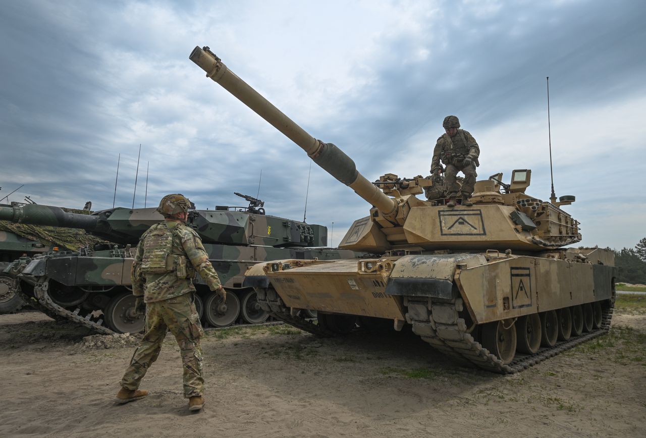 Russian drones take down three American Abrams tanks in Ukraine