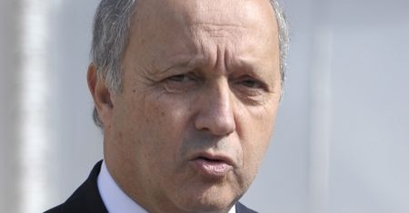 Francja: Nowi ministrowie objęli urzędy. Kim są?