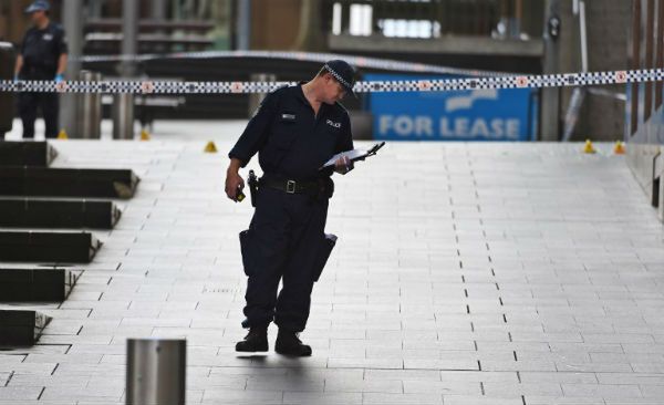 Ewakuacja w Australii. Znaleziono podejrzaną paczkę