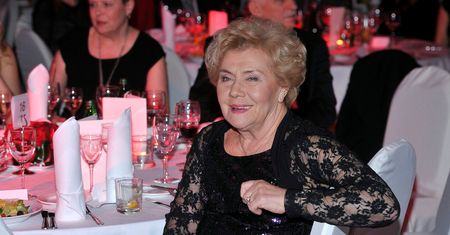 "M jak miłość": Teresa Lipowska szaleje w cekinach i koronce