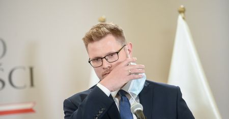 "Dywagacje profesora". Wiceminister sprawiedliwości Michał Woś się zdenerwował
