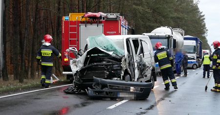 Wypadek na DK11 między Piłą a Dobrzycą