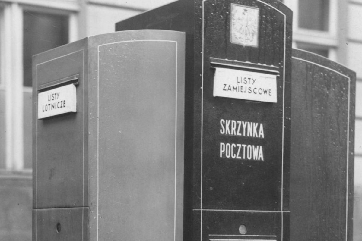 Przedwojenna Polska. Ile kosztowało wysłanie listu, paczki albo telegramu?