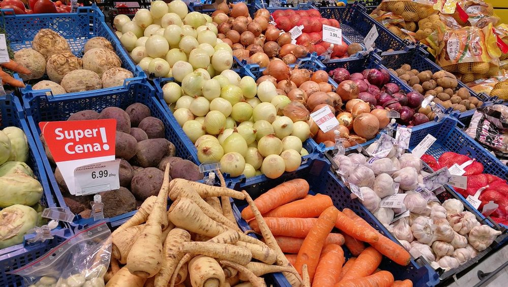 Analiza rynku: Ceny warzyw rosną wolniej niż rok temu. Drożej o niecałe 2 proc.