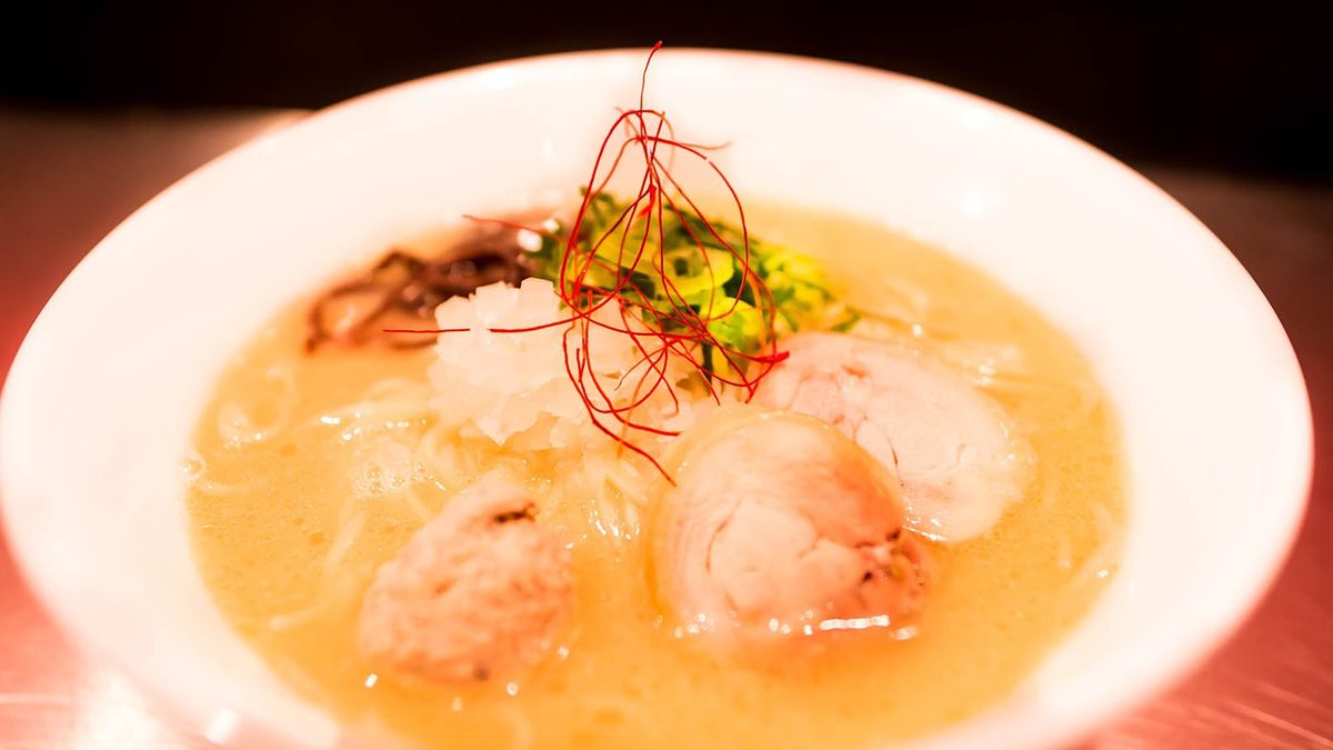 Zupa ramen o obniżonej zawartości tłuszczu i sodu w proszku