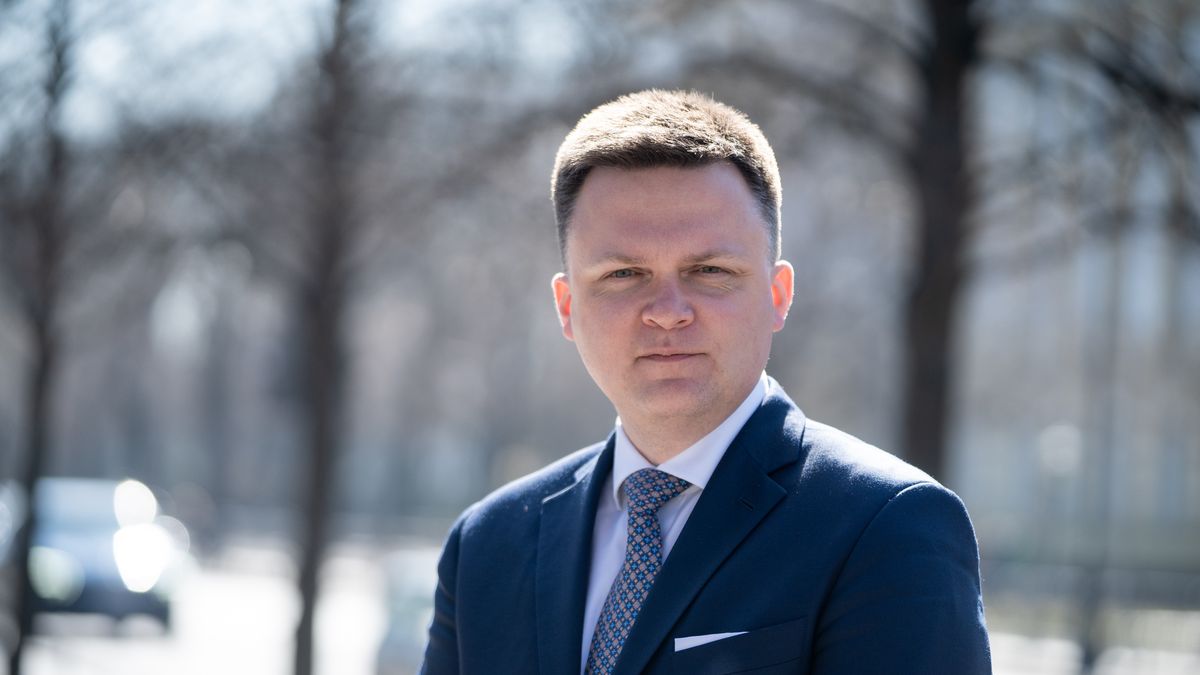 Szymon Holownia (Polska 2050) after the government's meeting with opposition politicians, at the Chancellery in Warsaw, Poland, on March 21, 2022 (Photo by Mateusz Wlodarczyk/NurPhoto via Getty Images)
