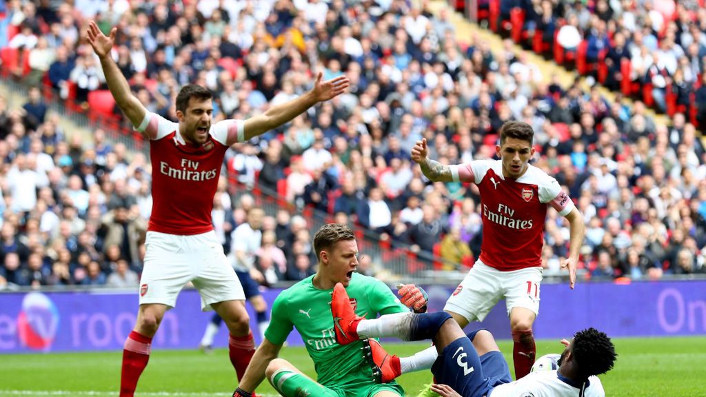 Zdjęcie okładkowe artykułu: Getty Images / Clive Rose / Na zdjęciu: mecz Tottenham Hotspur - Arsenal