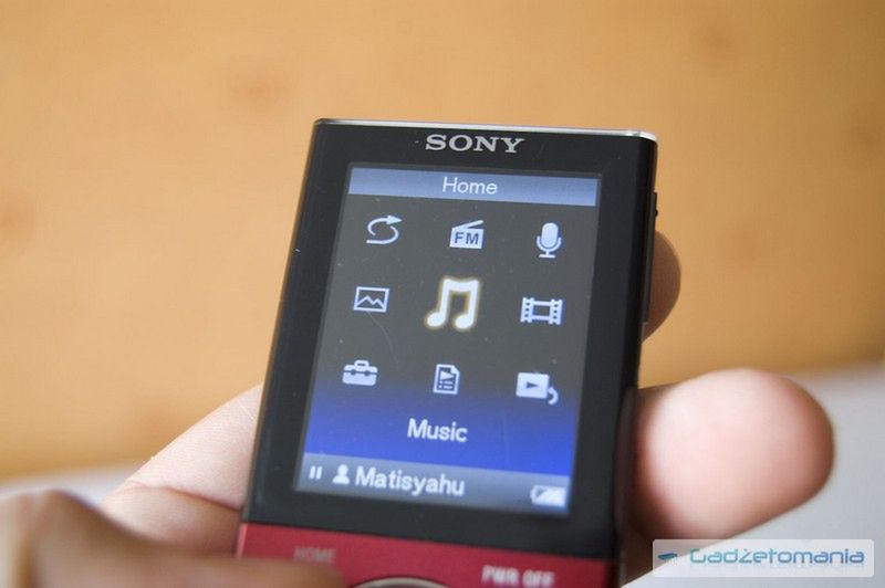 Test: Sony Walkman E443 12