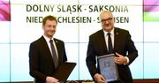 Koronawirus. Dolny Śląsk. Premier Saksonii odznaczony przez Sejmik. To podziękowanie za pomoc
