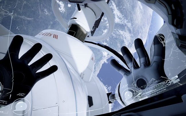Adr1ft - pękający wizjer