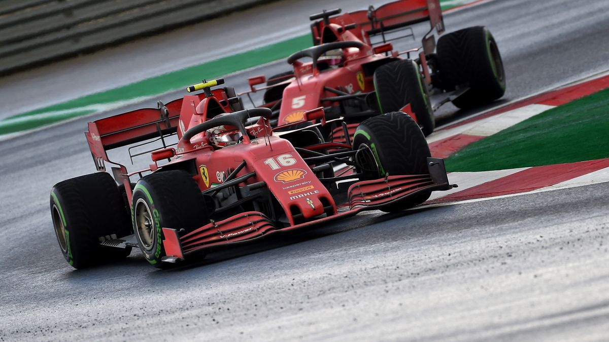 Materiały prasowe / Ferrari / Na zdjęciu: Charles Leclerc przed Sebastianem Vettelem