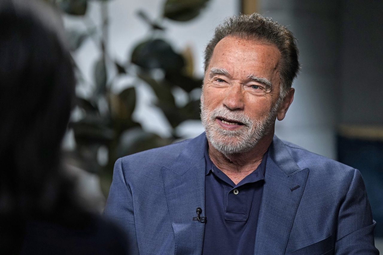 Arnold Schwarzenegger met with the families of hostages kidnapped by Hamas.