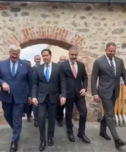 W Turcji ruszają rozmowy. Rosjanie niezaproszeni na spotkanie z Rubio