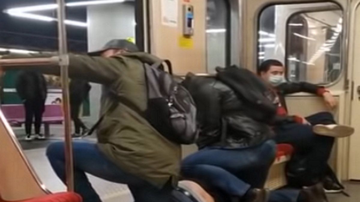 policja koronawirus metro