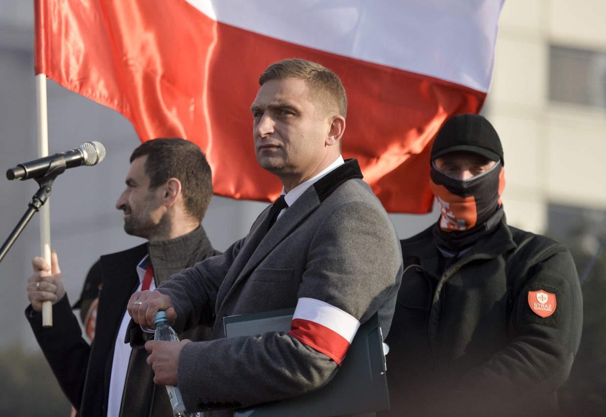 Robert Bąkiewicz jest kością niezgody dla narodowców