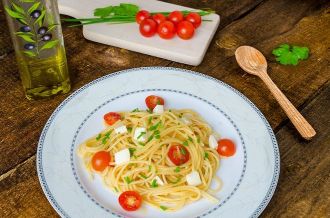 Chroni przed chorobą niedokrwienną serca, obniża ryzyko wystąpienia raka piersi