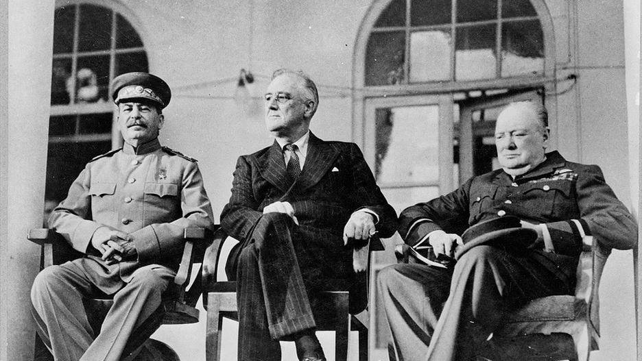 Józef Stalin, Franklin Roosevelt i Winston Churchill na konferencji w Teheranie, 28 listopada - 1 grudnia 1943 r.