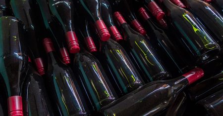 Polacy piją coraz więcej alkoholu. Wystarczy miesiąc, by w organizmie zaszły szkodliwe zmiany