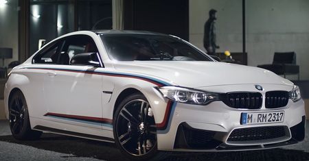 BMW M4 M Performance na dynamicznym wideo