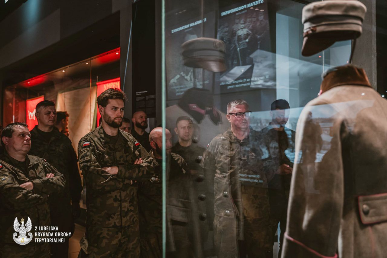 Ossowo: Lekcja patriotyzmu. Lubelscy Terytorialsi z wizytą