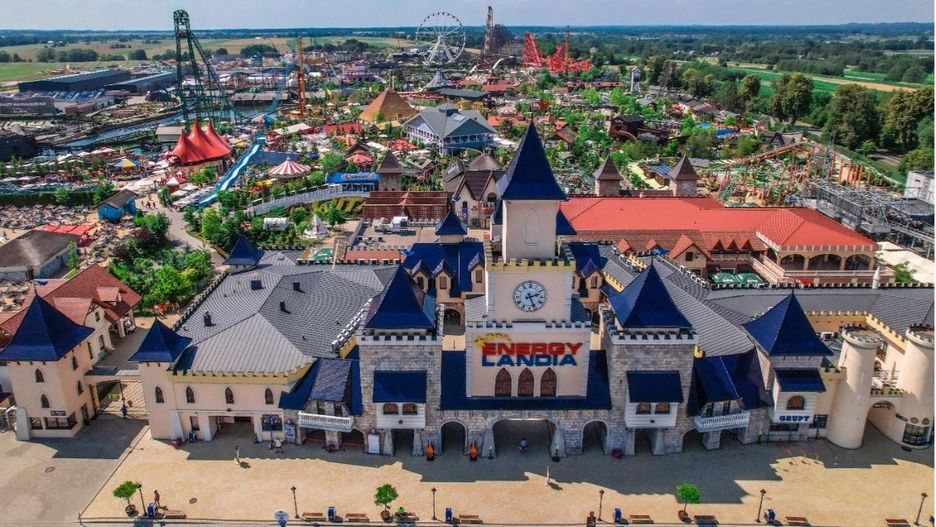 Energylandia przyciąga z roku na rok coraz więcej gości