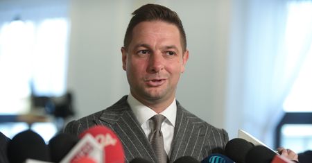 Jaki atakuje Morawieckiego i Dudę. Ostra reakcja posłów PiS