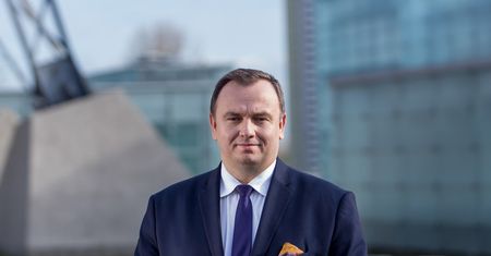Odmrażanie gospodarki. Marszałkowie województw sięgnęli do kieszeni i wyciągają miliardy