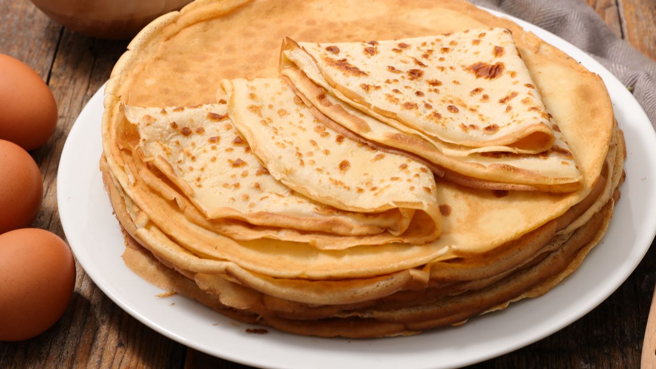 Unearth the secret to perfect pancakes: Boiling water hack revealed