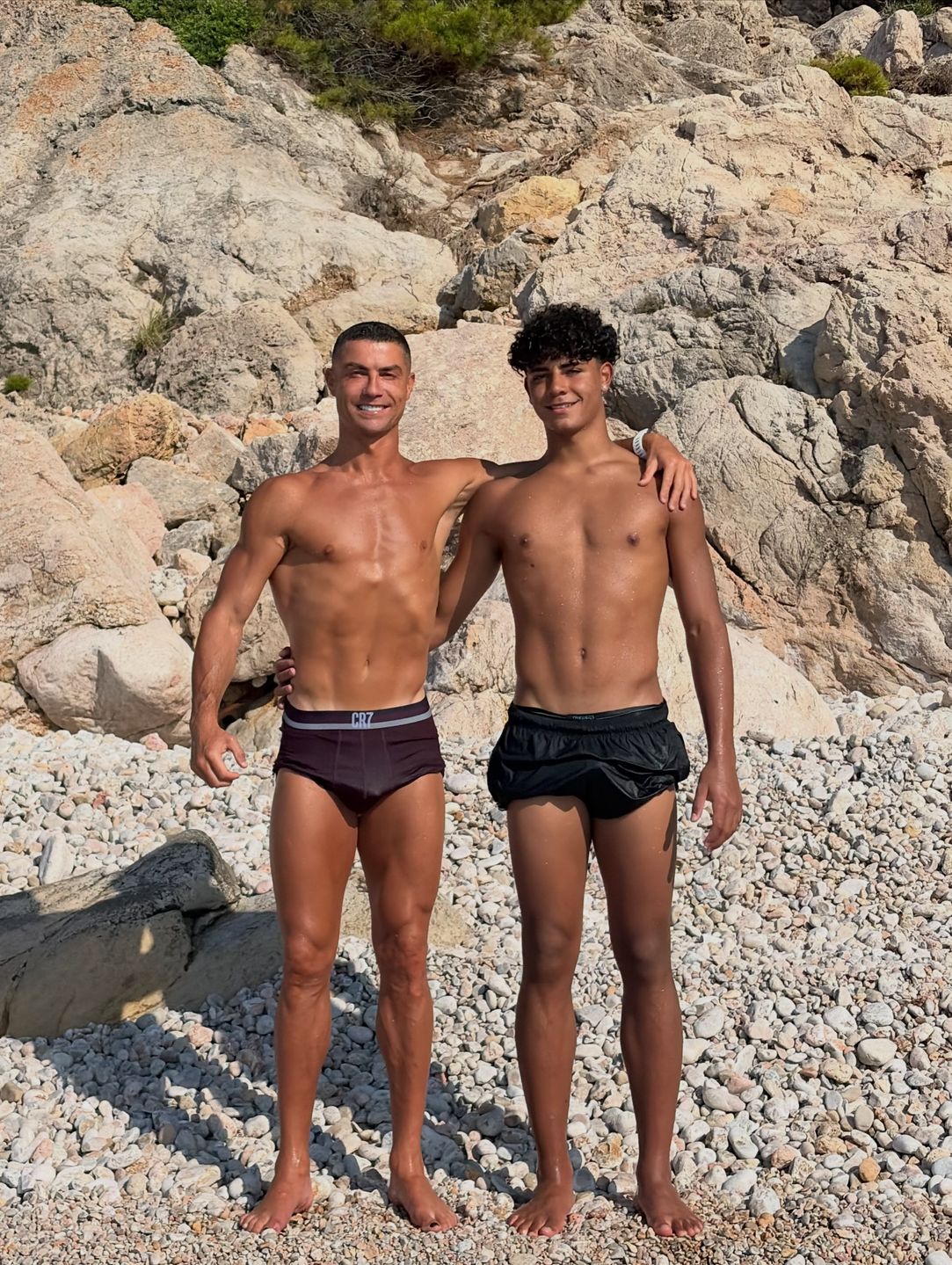 Cristiano Ronaldo z synem Cristiano Juniorem