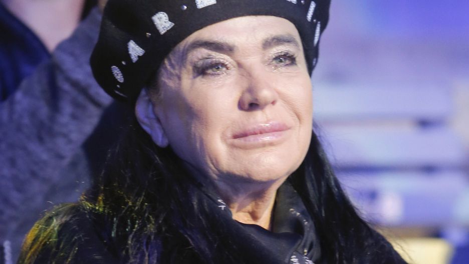 Ewa Krawczyk chce się pogodzić z Krzysztofem Juniorem. On nie chce pojednania