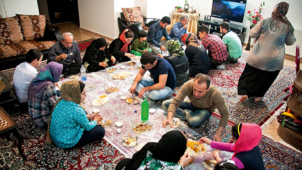 Iranian Living Room, czyli z aparatem do irańskich salonów 9