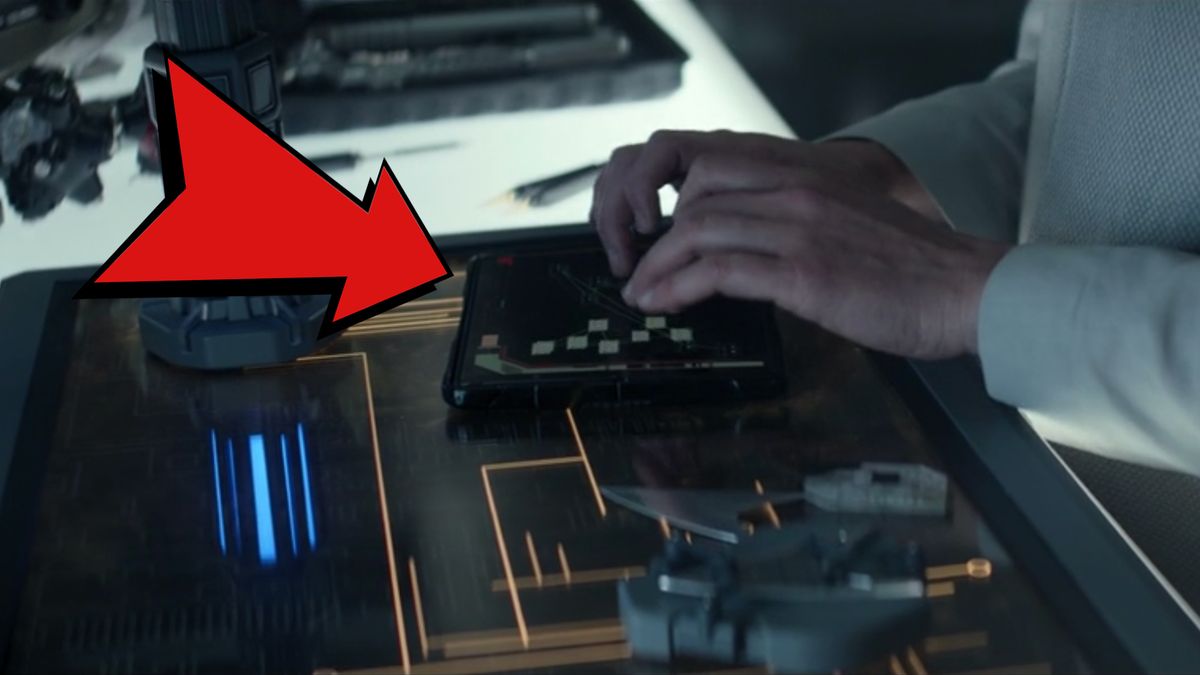 Potwierdzone: żyjemy w przyszłości. W "Star Treku" pojawił się znajomy smartfon 1