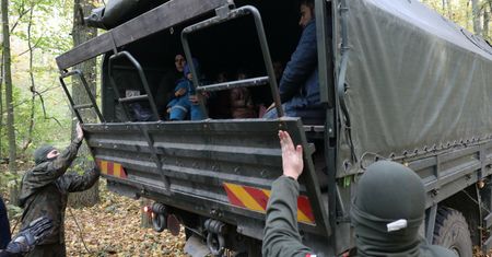 Tragiczny los uchodźców. Wiceburmistrz o sposobie na ratowanie życie
