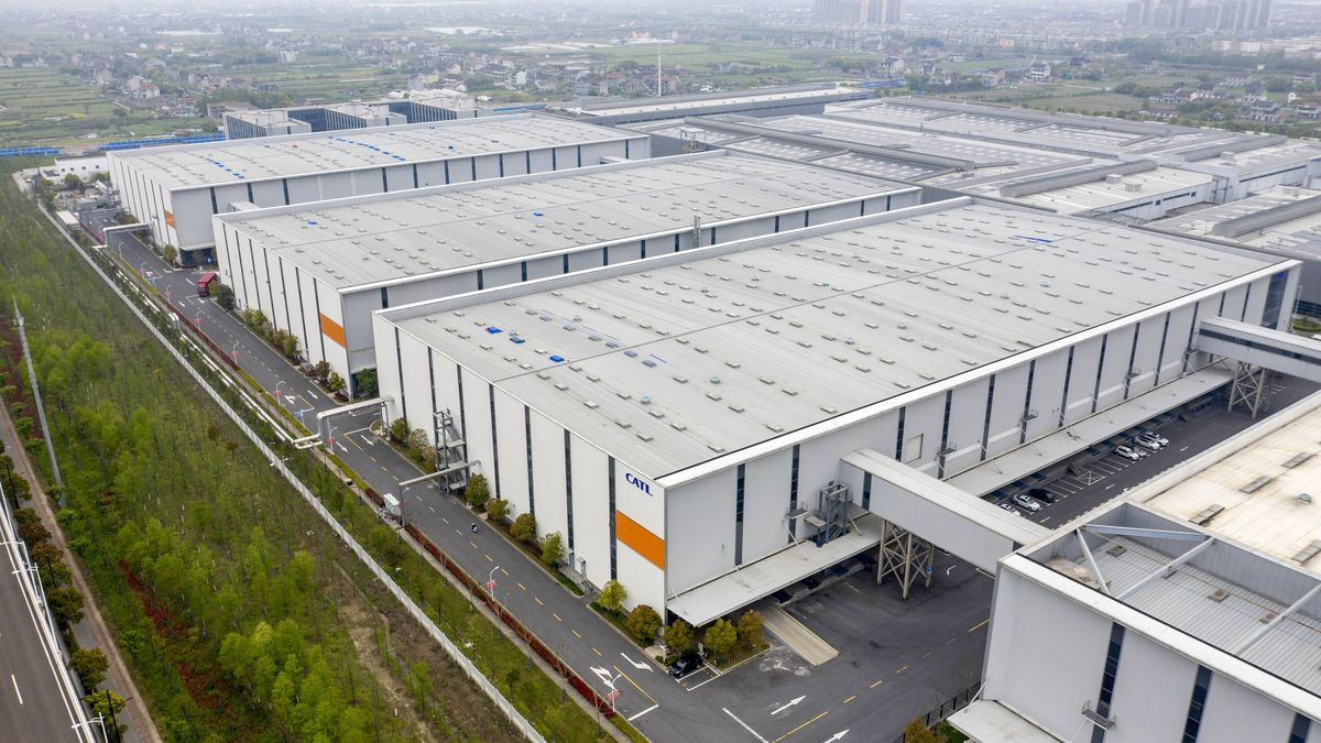 W Europie swoje fabryki buduje m.in. producent baterii CATL. Na zdjęciu zakład firmy w Szanghaju
