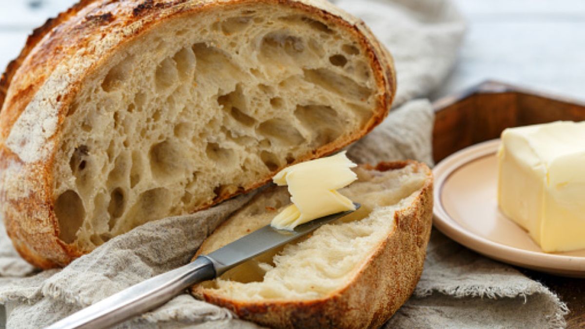 Ten prosty przepis pozwoli ci każdego ranka cieszyć się najświeższym chlebem 