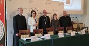 Program uroczystości jubileuszu 950-lecia diecezji płockiej "Pielgrzymi nadziei – w drodze do Źródła"Płock