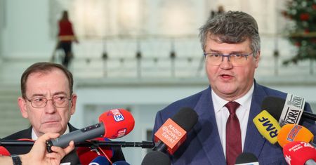Prezydent znów pomoże Wąsikowi i Kamińskiemu? Nieoficjalne ustalenia