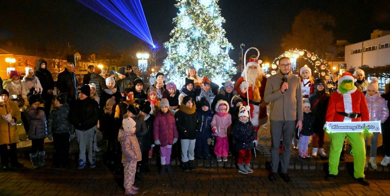 Tarnobrzeg: Świąteczna choinka rozbłyśnie na placu Głowackiego