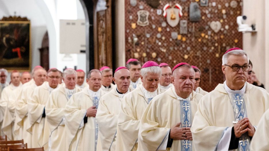 214 mln zł na składki duchownych. Nikt nie sprawdza, czy nimi są