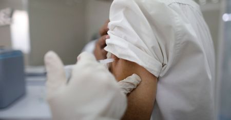 WHO podjęło decyzję w sprawie szczepionki. Sytuacja jest poważna