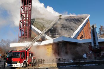 Pożar dachu kościoła w Lublinie. W akcji 80 strażaków