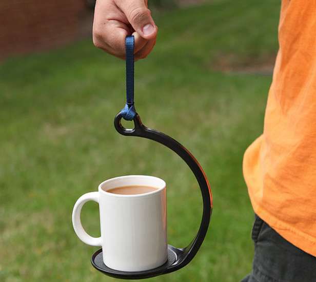 Podstawka chroniąca kawę przed rozlaniem (Fot. ThinkGeek.com)
