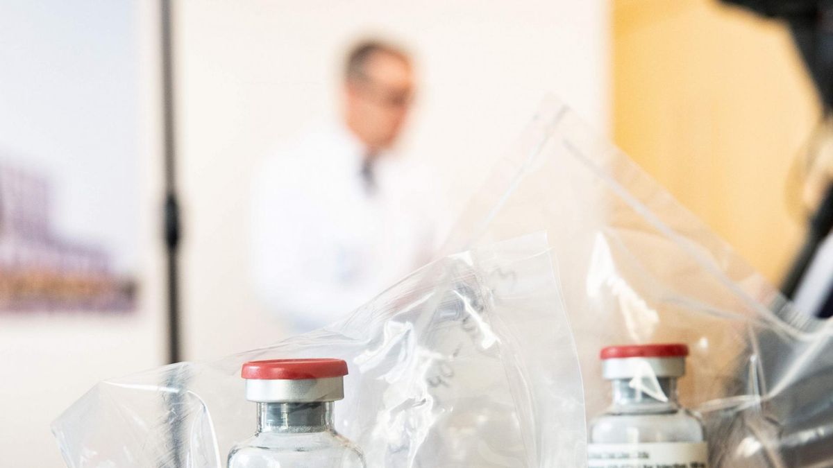 Remdesivir (remdesiwir) na koronawirusa - co to za lek, jak działa, czy wyleczy chorych na Covid-19? Trwają badania 