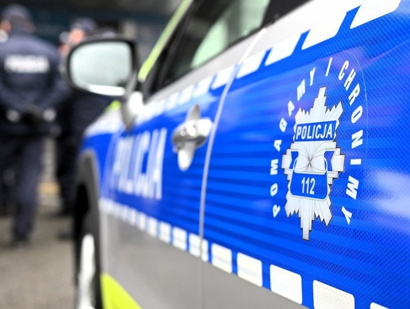 12-latek z Nowego Sącza uciekał policji kradzionym oplem. W samochodzie wiózł 10 i 11-latka
