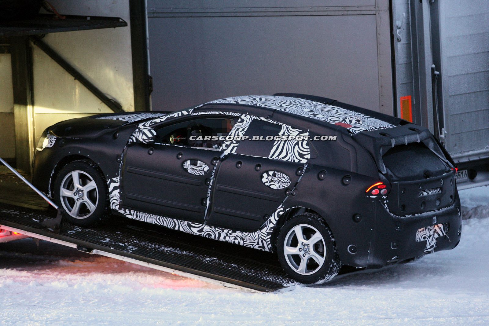 Volvo V40