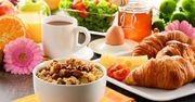 Te śniadania podniosą poziom cukru we krwi. Sprawdź, których posiłków unikać