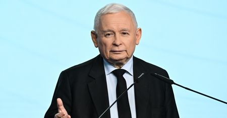 Kaczyński popiera Czarzastego ws. alkoholu. Ale boi się "toników bez kapsla"
