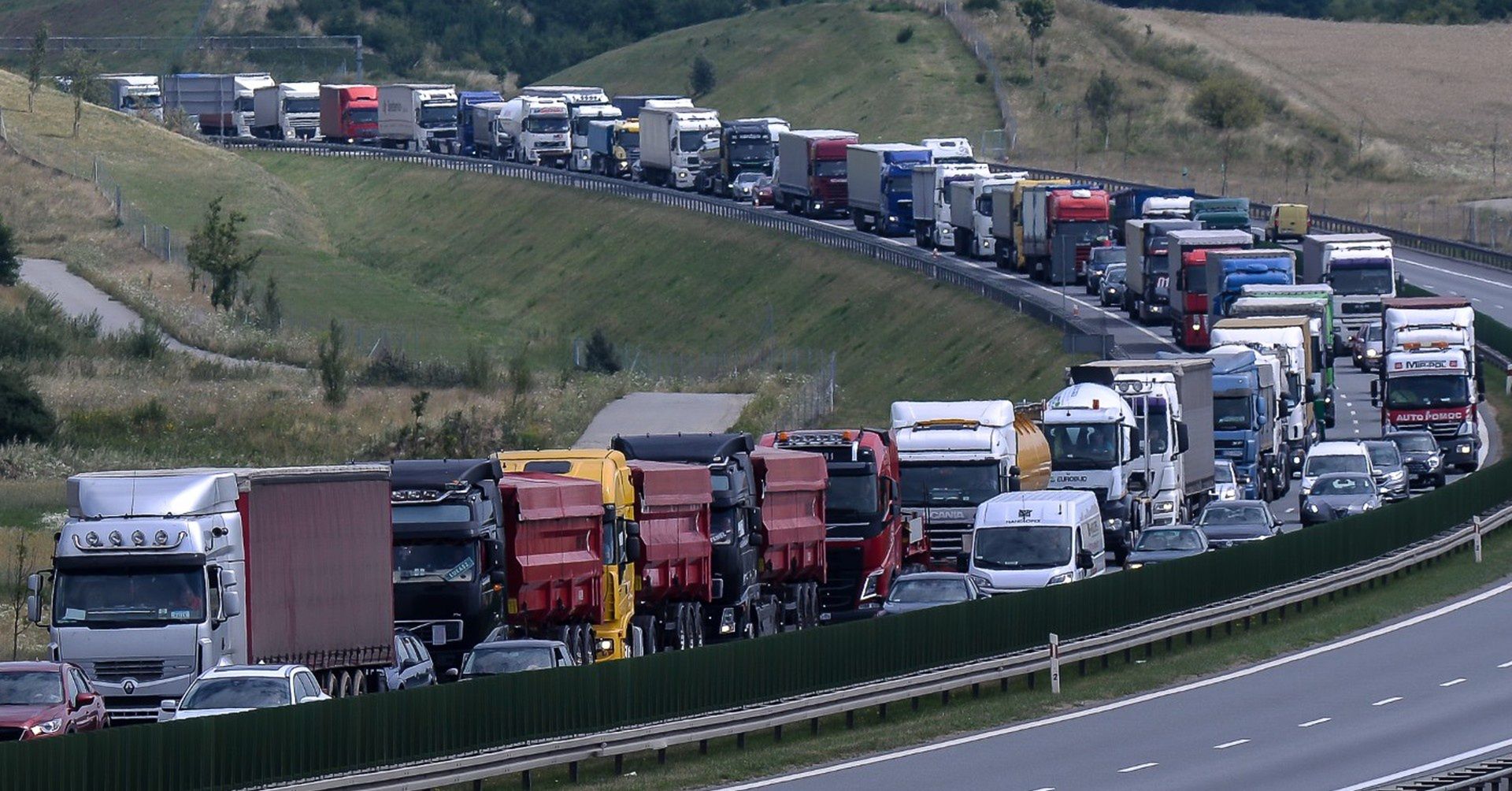 Europa nie ma infrastruktury ani wystarczających ilości energii odnawialnej dla transportu