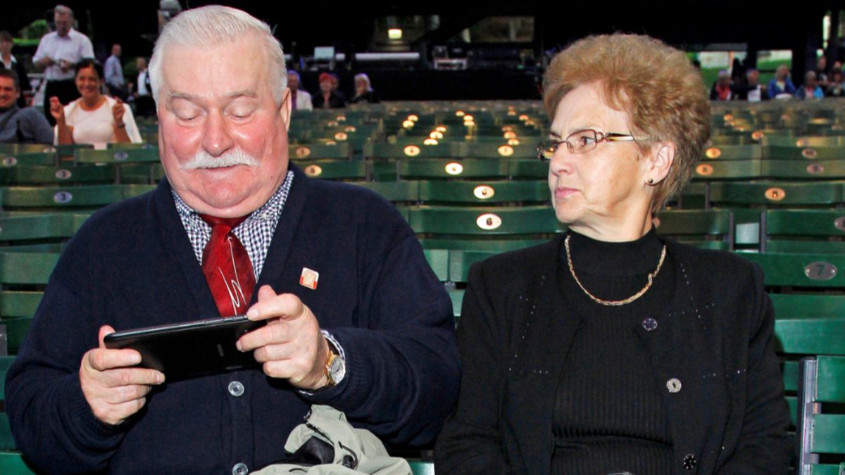 Czy w domu Lech Wałęsa pozwala przejąć stery swojej żonie? Wygadał się syn słynnej pary