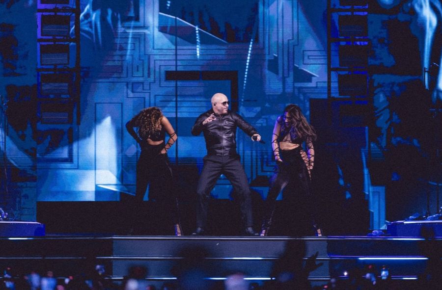 Zlot łysoli w Krakowie? Nie, to tylko koncert Pitbulla [RELACJA]